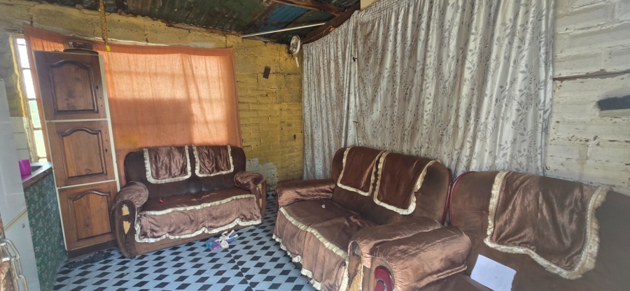 2 Bedroom Property for Sale in Bloemside 4 Free State